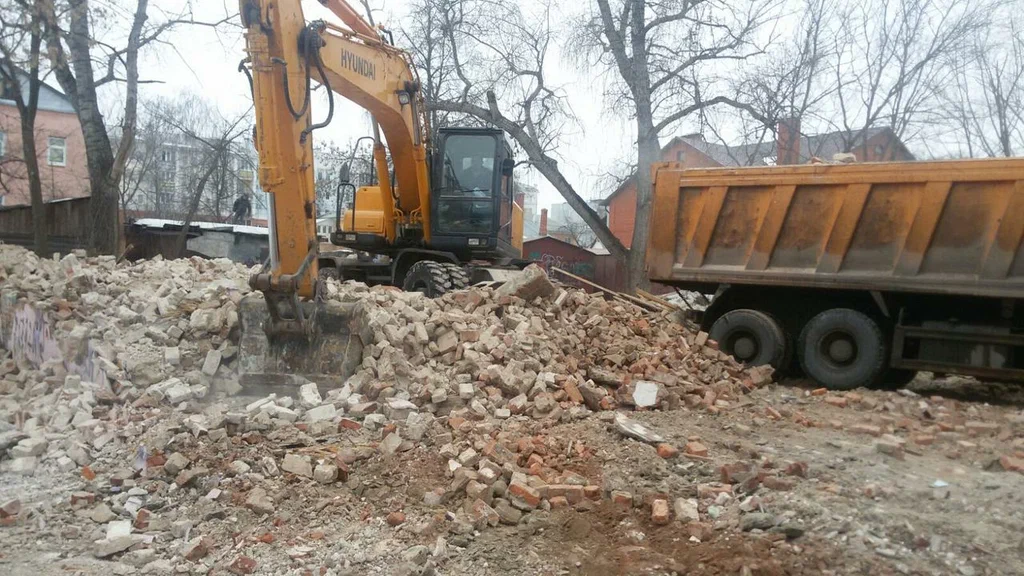 Вывоз мусора ОССиГ с выездом в Воронеже в октябре